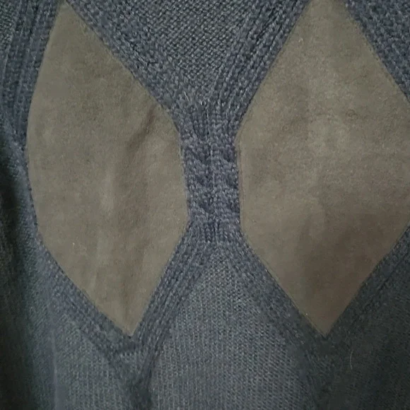 Turnbury Men's Navy Sweater - Picture 8 of 12